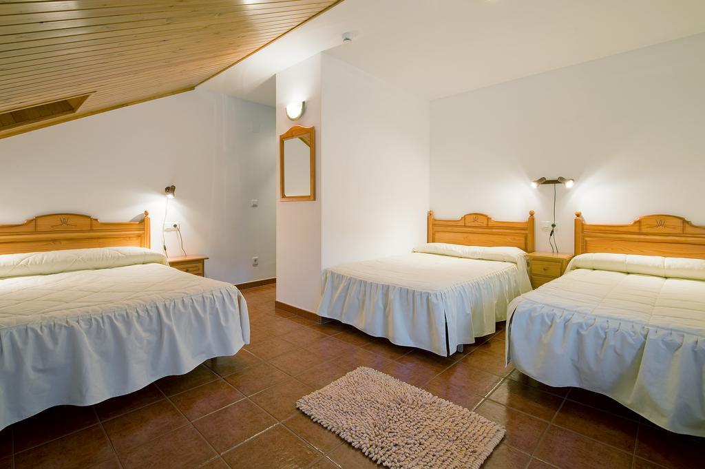 Hotel Castillo D'Acher Siresa Exteriör bild